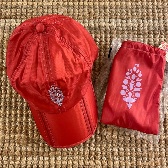 NEW Free People On The Run Packable
Baseball Cap - Picture 11 of 16